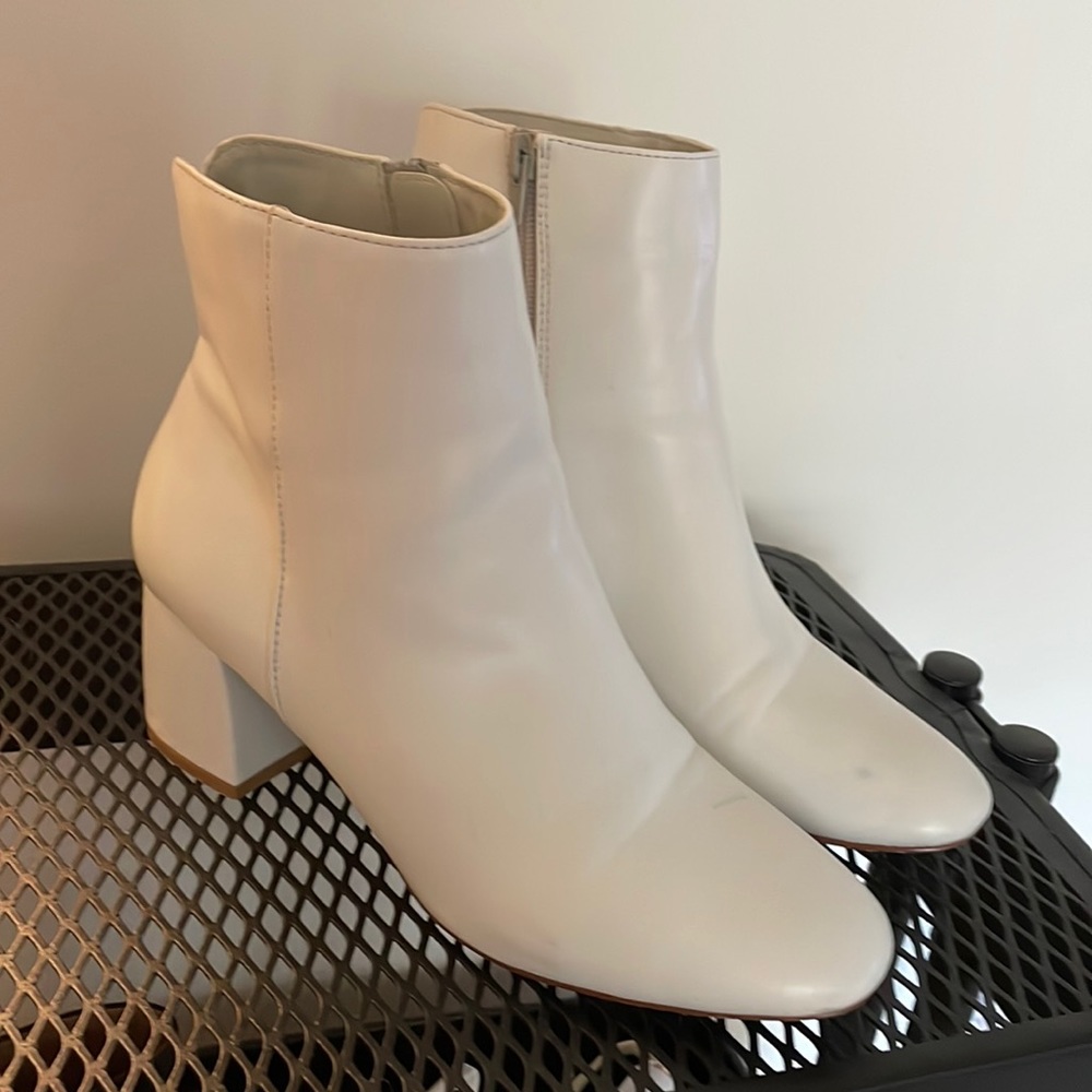 Chinese Laundry Davinna Boots